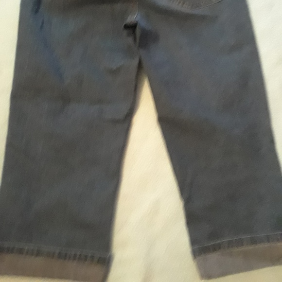 Axcess capris - Picture 2 of 4